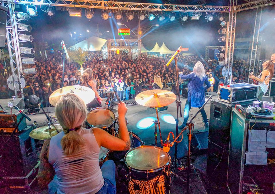 Festival de Pinhais reúne milhares de pessoas e movimenta economia local