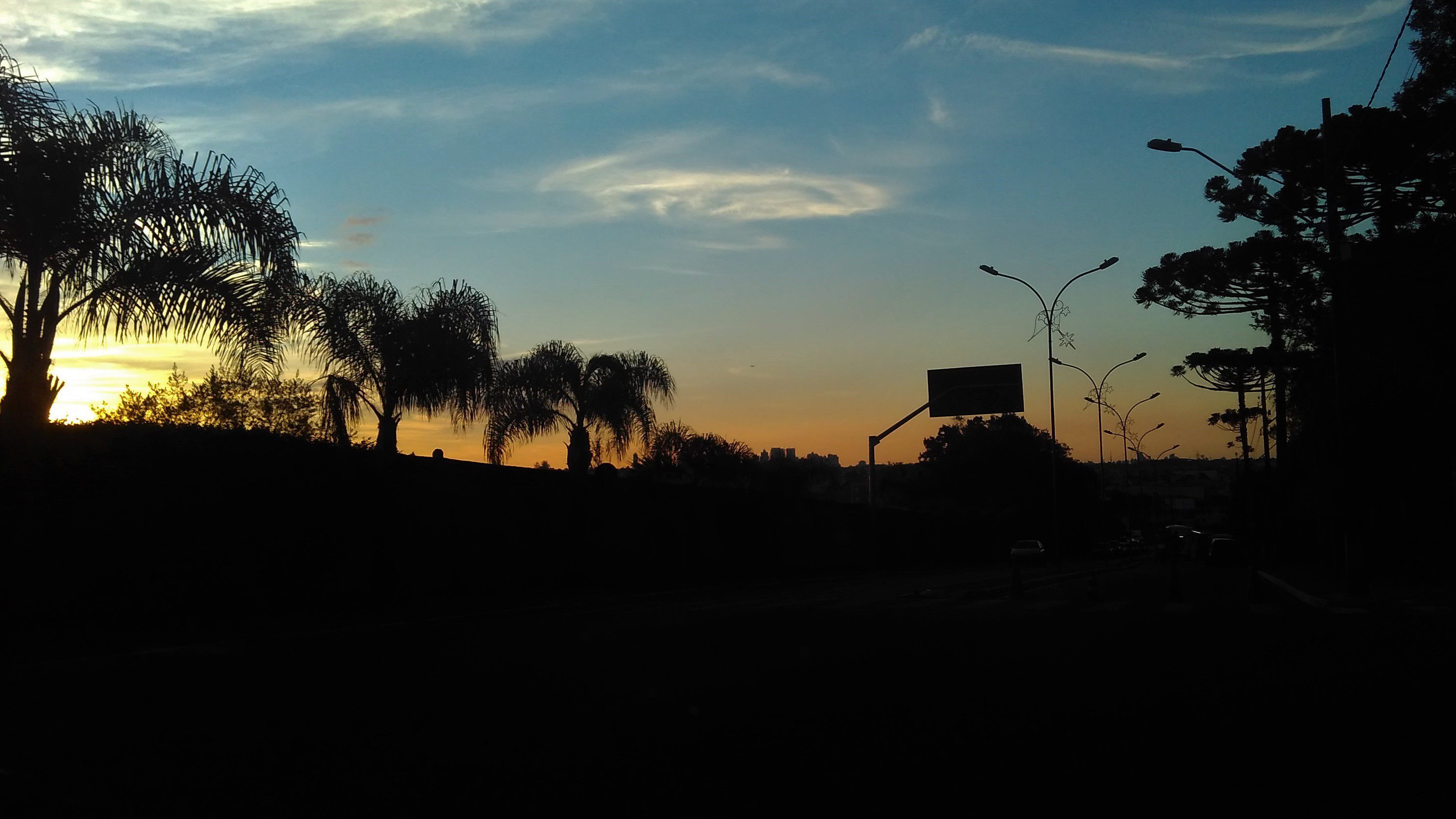 Quem somos 2 moacir eduardo de oliveira pinhais sunset3