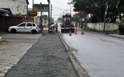 Ruas do bairro Vargem Grande recebem calçadas