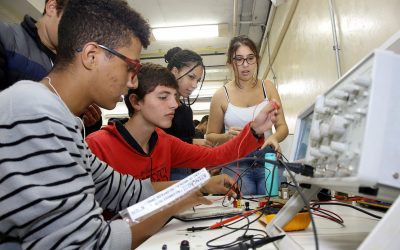 Colégios Estaduais abrem vagas para Cursos técnicos