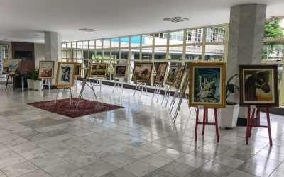 Obras de artista de Pinhais estão em exposição na Assembleia Legislativa do Paraná