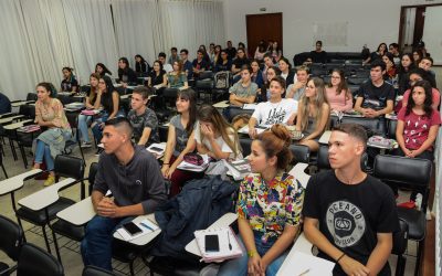 Estudantes podem se inscrever para o processo seletivo do Cursinho Pré-vestibular Mais Pinhais