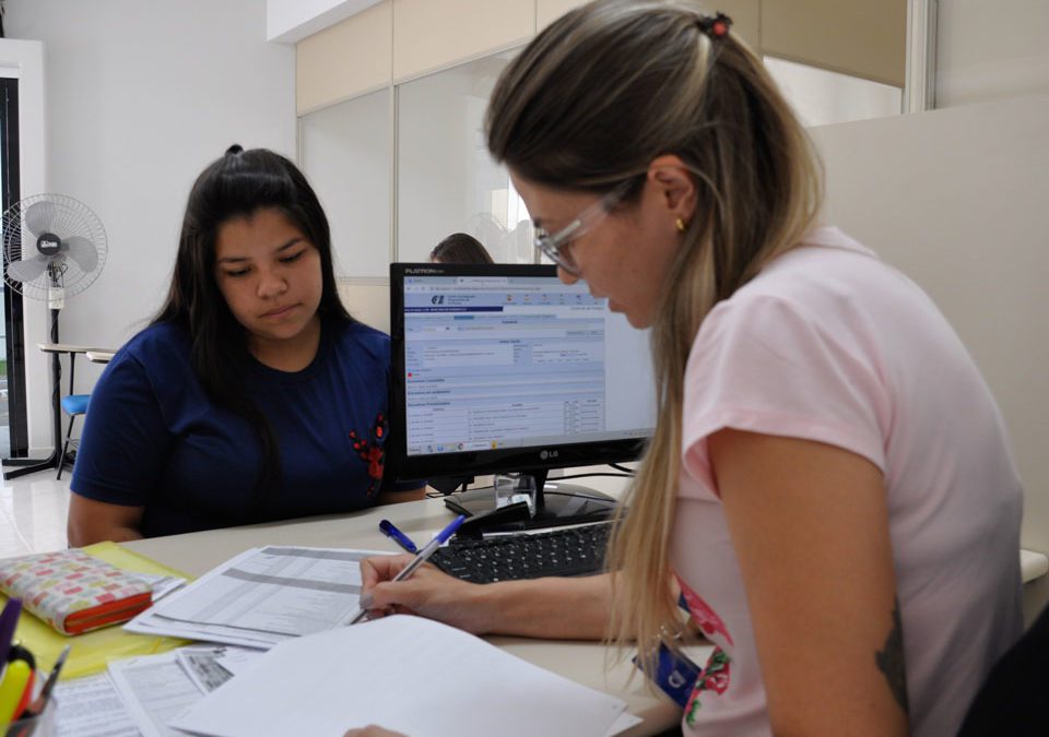 Estudantes e empresas do município podem se cadastrar no CIEE para conferir ou ofertar vagas de estágio e menor aprendiz