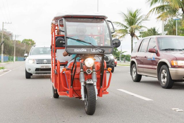Uber e Movida lançam viagens de Tuk-Tuk no Brasil 1 tuk tuk uber