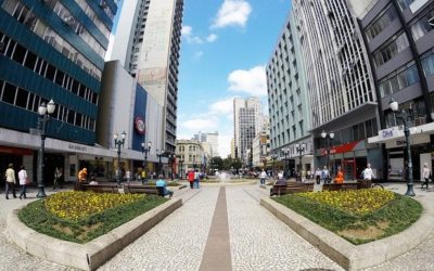 Feira na Rua XV oferece neste sábado serviços gratuitos de saúde até finanças pessoais