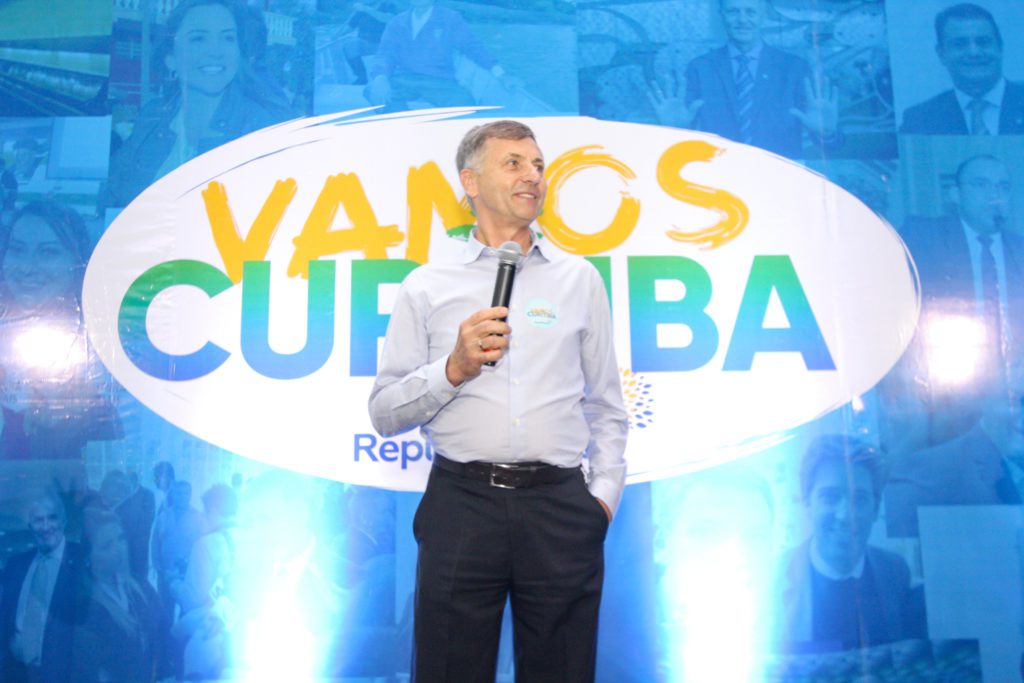 Luizão Goulart reúne mais de mil pessoas e lança pré-candidatura a prefeito de Curitiba 1 evento luizao foto roberto dziura jr 1266