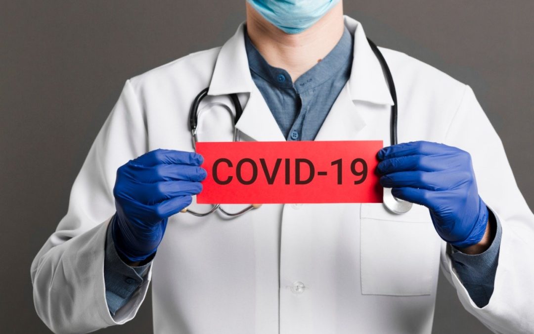 Curitiba registra 15 mortes e 703 casos de covid-19