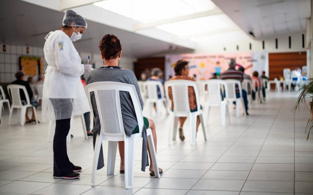 Vacinação contra a influenza é estendida a toda população