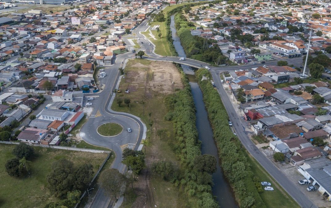 Prefeitura constrói novo espaço de lazer no Parque Linear