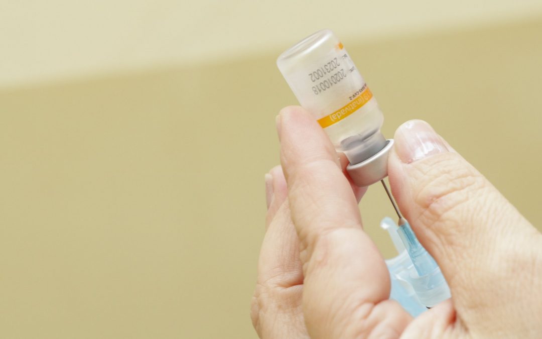 Registro de doses aplicadas da vacina contra a Covid-19 chega a 97% em Pinhais