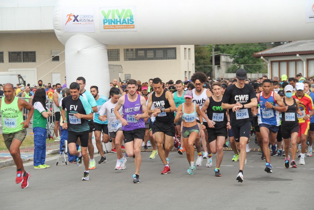 Corrida Rústica de Pinhais contou com a participação de 1 mil participantes 1 corrida rustica de pinhais 1