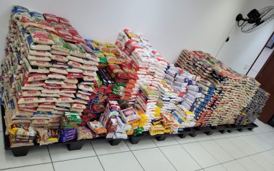 Pinhais recebe mais de duas toneladas de alimentos da Cervejaria Way Beer