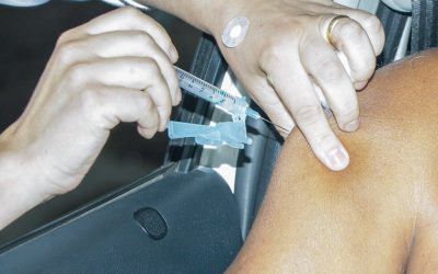 Há 1 ano Pinhais iniciava a vacinação contra a Covid-19