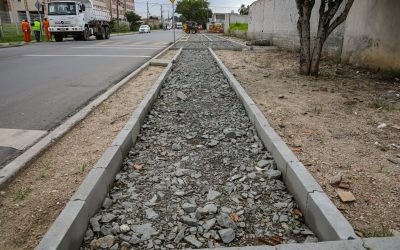 Rua Rio Paraná recebe obras de revitalização