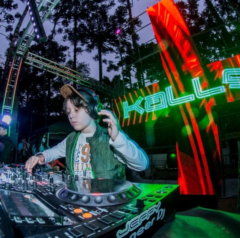 De Pinhais para o mundo, DJ Kallel é revelação da música eletrônica com apenas 13 anos 1 img 3143F703C7D6E9AF9AE86010E3F71173383CF670