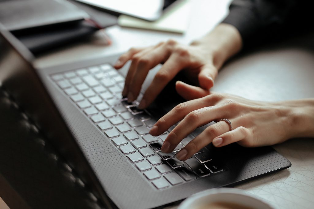 Prefeitura abre nesta quinta-feira (2) as inscrições para o curso de Auxiliar de Informática 1 informatica pinhais