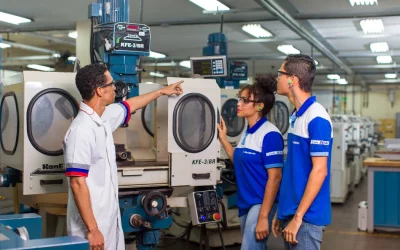 Parceria entre SENAI e SEED oferecem cursos técnicos gratuitos