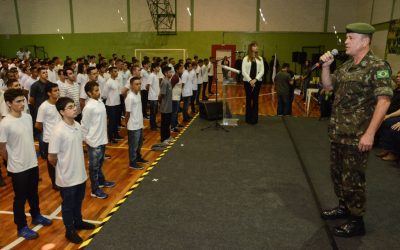 Jovens que completam 18 anos em 2022 já podem solicitar a dispensa do Serviço Militar