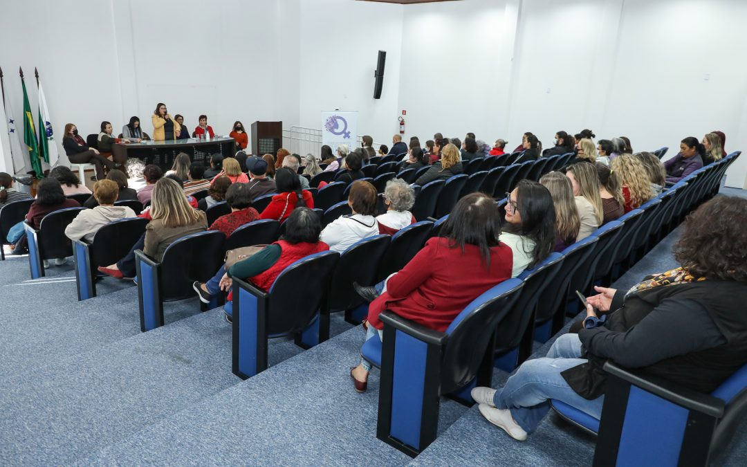 Encontro debate a construção do Plano Municipal dos Direitos das Mulheres