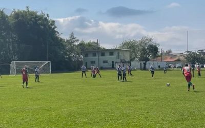 Domingo (11) tem mais uma rodada da Copa Pinhais de Futebol Master
