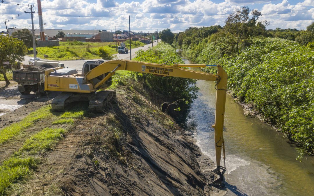 Limpeza dos rios e programa de calçamento preservam o meio ambiente em Pinhais