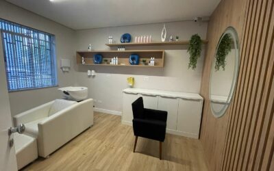 Malvino Salvador inaugura nova unidade da Mais Cabello em Curitiba