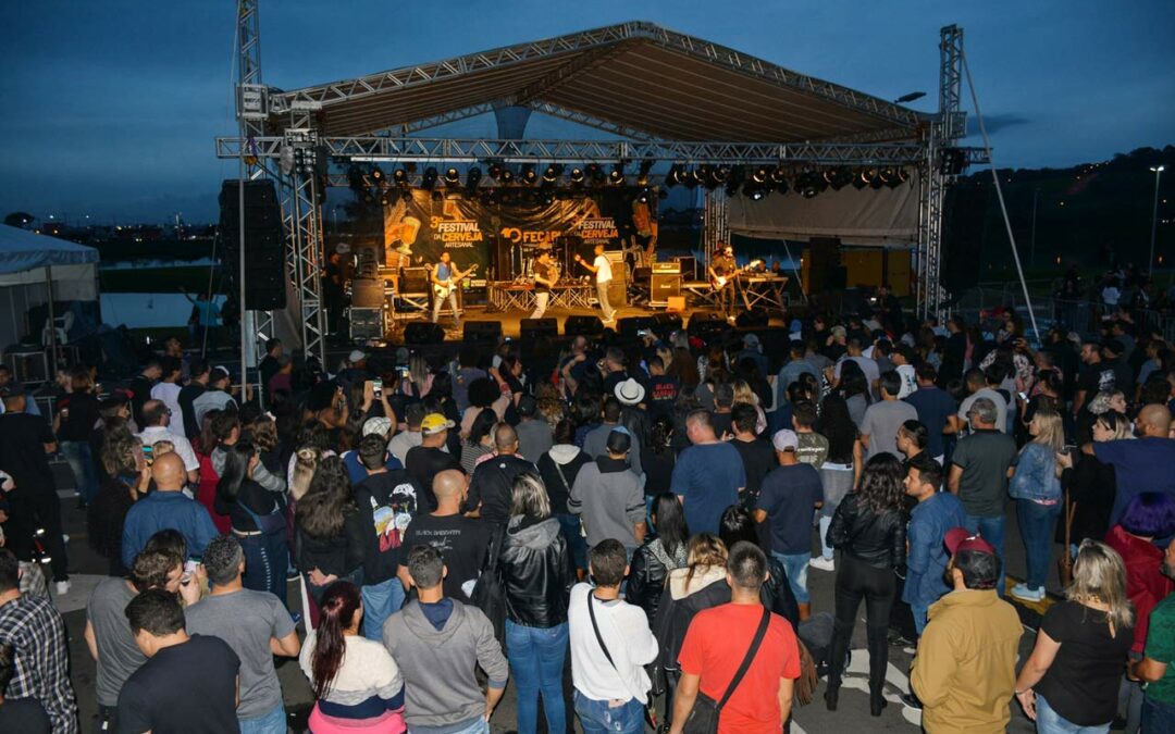 Festival da Cerveja e Fecapi unem gastronomia e música ao vivo no centro de Pinhais neste sábado (11)