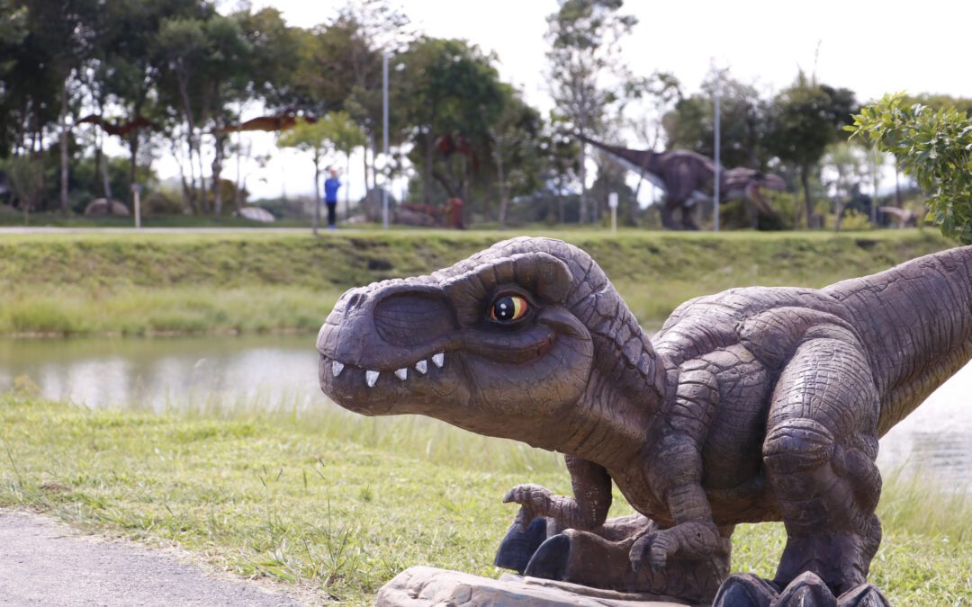 Pinhais 31 anos: último fim de semana do Jurassic Park das Águas