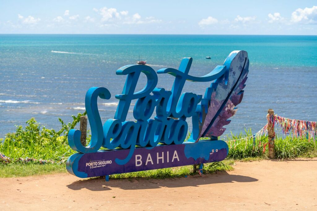 Nordeste em Julho de 2025: Um Guia Detalhado para Férias Inesquecíveis! 5 Porto Seguro (BA): História, Cultura e Beleza Natural