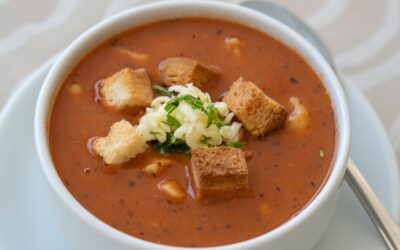 Caldinho de feijão como o de boteco: receita fácil e cremosa para aquecer (ou petiscar!)