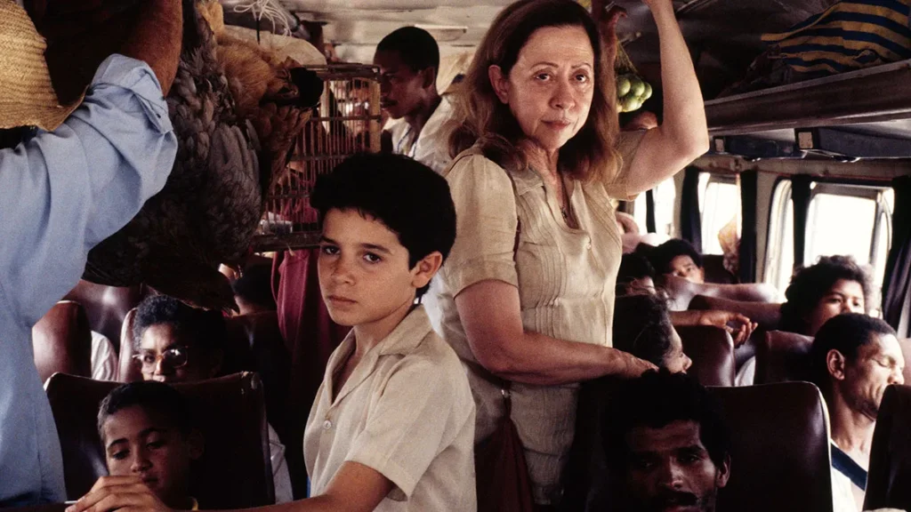 Além do Oscar: 16 filmes brasileiros incríveis (e onde encontrá-los) 4 Central do Brasil