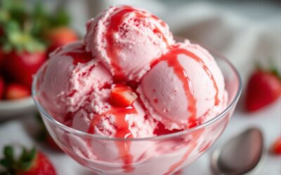 Sorvete Caseiro Cremoso de Morango 3 Ingredientes: Receita Fácil