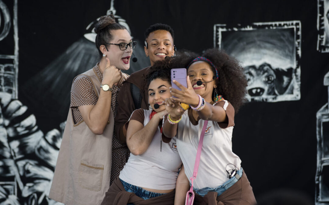 São José dos Pinhais recebe espetáculo teatral sobre os desafios da escolha da profissão