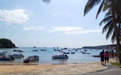 Roteiro Búzios 3 a 5 dias: O Guia Completo da Joia da Região dos Lagos (+ Dica de Arraial do Cabo!)