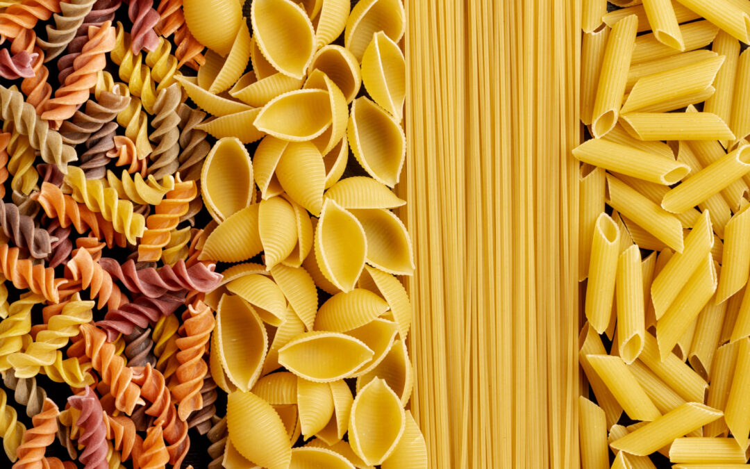 O formato de macarrão certo para cada molho: o guia definitivo!
